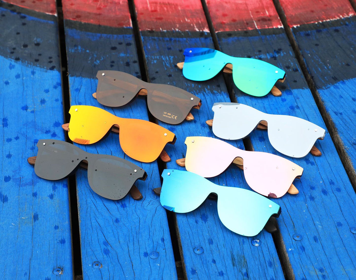 Personalized wooden sunglasses – Unisex